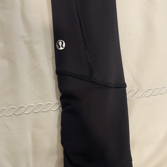 Lululemon leggings - Picture 3 of 4